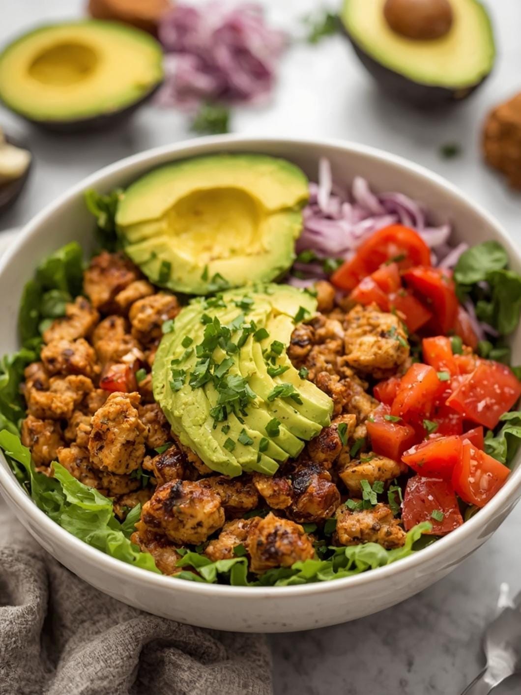 Chicken Avocado Burrito Bowls: Healthy & Flavorful Meal Prep Idea